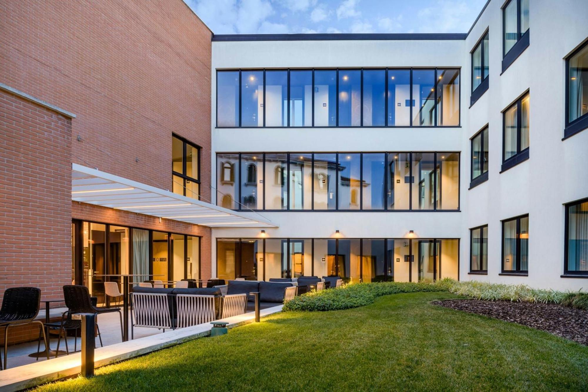 Ac Hotel Venezia By Marriott Exterior photo